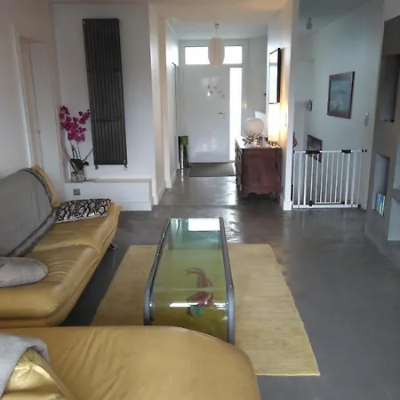 Vila Maison Avec Piscine Au Coeur Des Cinq Cantons *