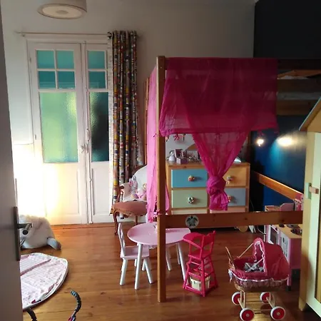 Vila Maison Avec Piscine Au Coeur Des Cinq Cantons *
