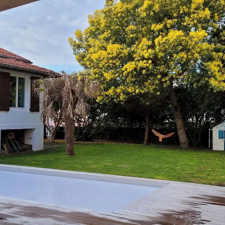 Maison Avec Piscine Au Coeur Des Cinq Cantons Anglet